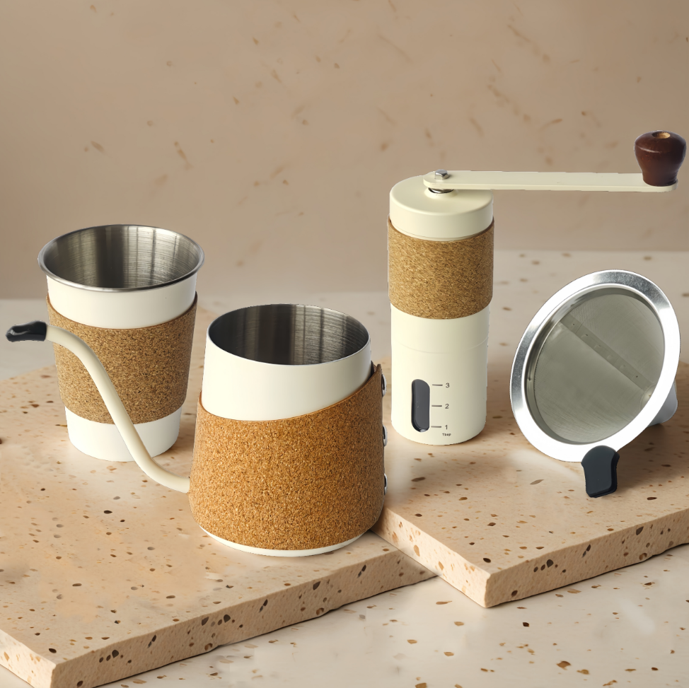 Beginner-friendly manual stainless steel pour-over set: Lock in the true aroma of coffee with simple operation.